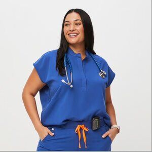 Figs Winning Blue Top and Bottom Scrub Set